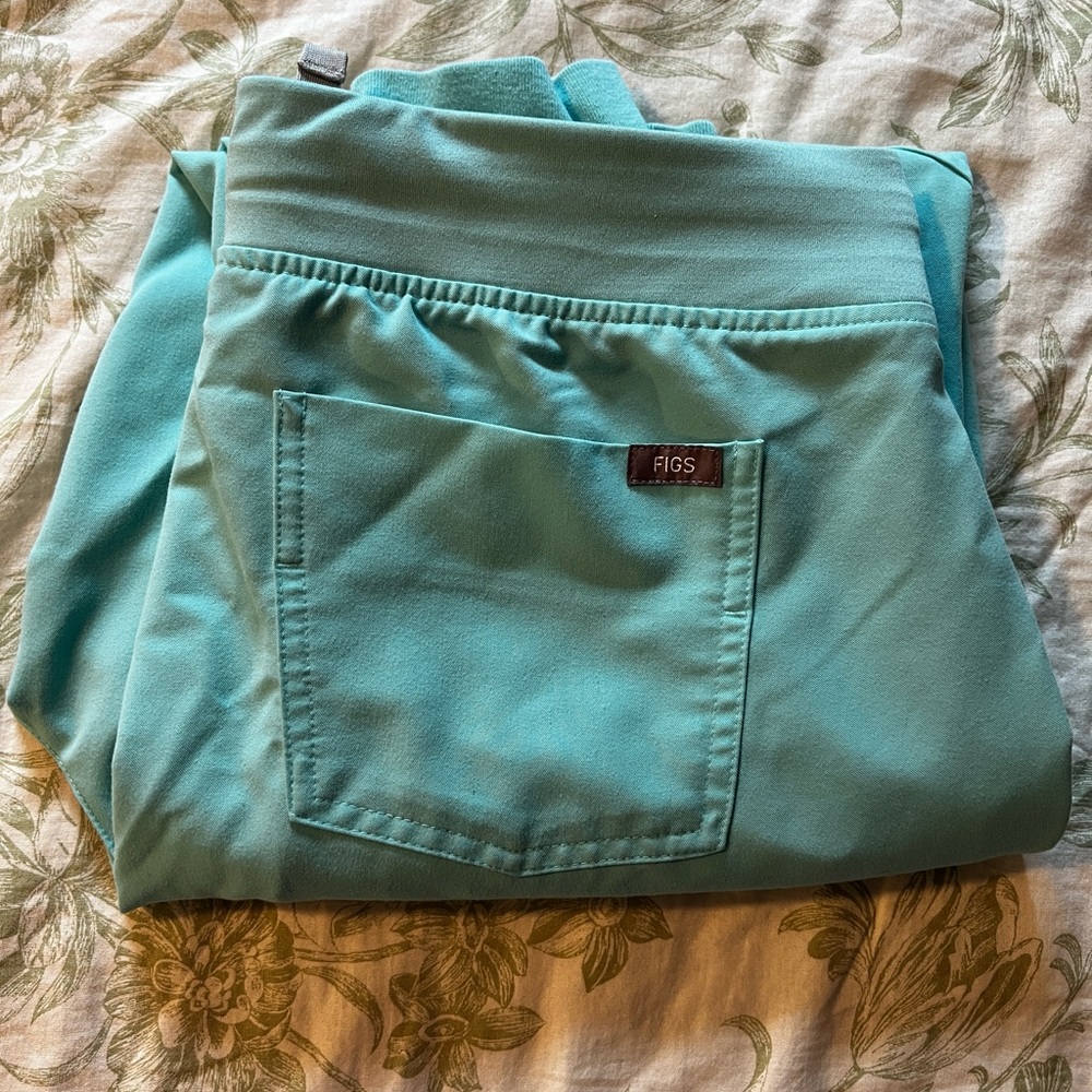 Figs Women's Teal Track Pants